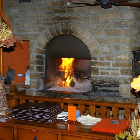 Hosteleria Santa Cruz Санта-Крус-де-ла-Серос Экстерьер фото